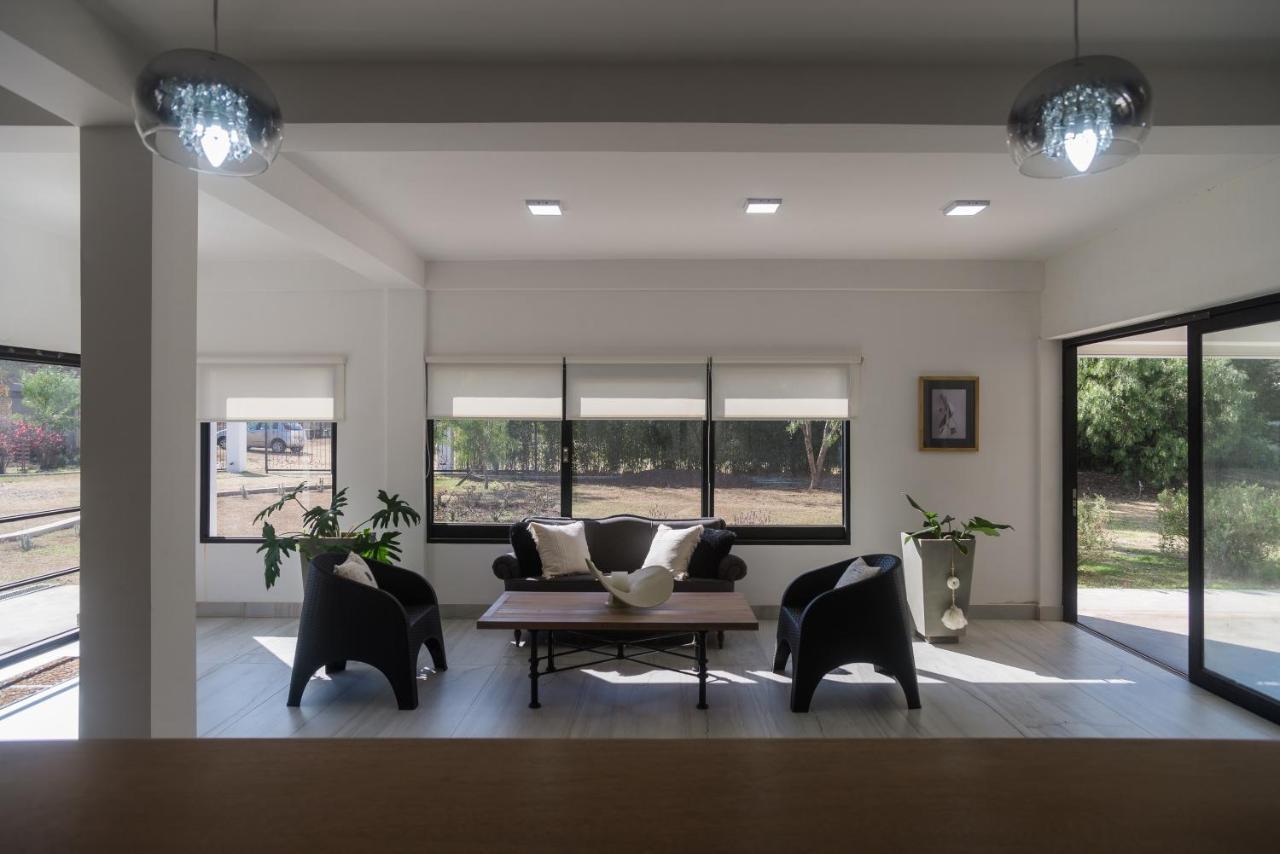 Haus Apart Hotel Сальта Экстерьер фото